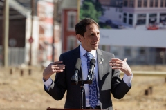 March 27, 2025 – Sen. Nick Miller (D-Lehigh/Northampton), and Gary Newman of Blackstone Structures LLC held a press conference in conjunction with the groundbreaking ceremony of Newman’s new housing development, The Swans at 826 Turner St, Allentown, PA 18102.